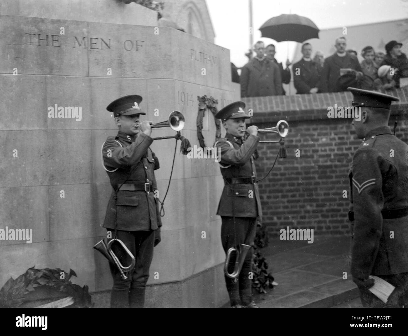 Trompetentore am Waffenstillstandstag in Eltham, London. 11. November 1934 Stockfoto