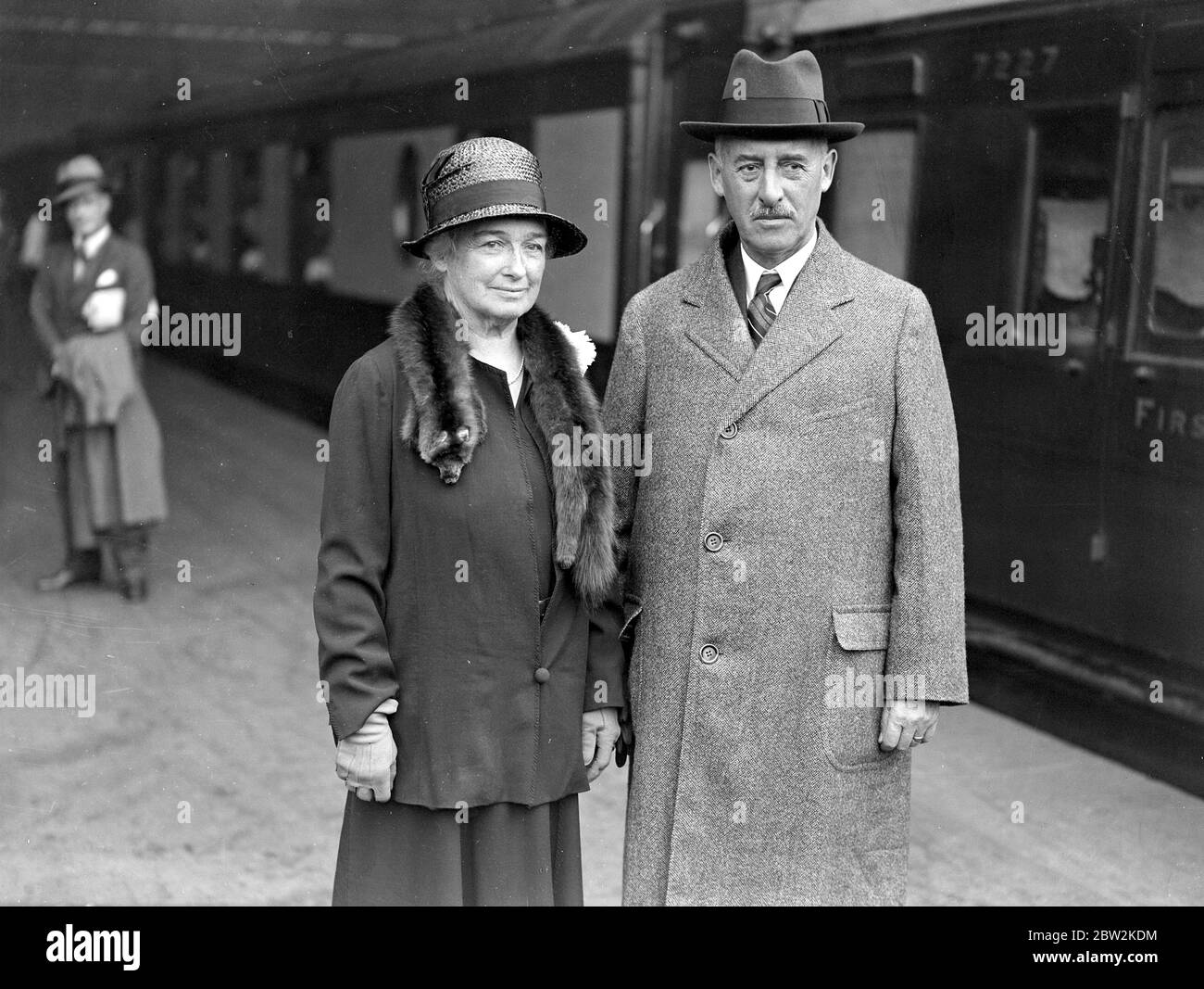 In Waterloo, Col und Frau Stimson fotografiert vor ihrer Abreise für die USA 28 August 1931 Stockfoto