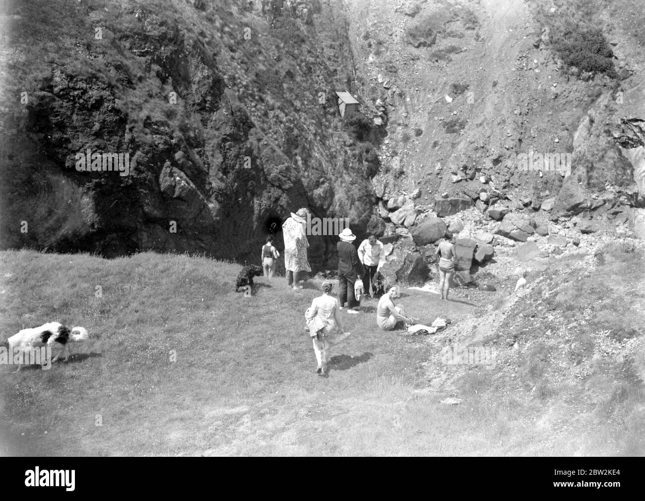 Die Klippen hinunter, Isle of Wight. 1933 Stockfoto