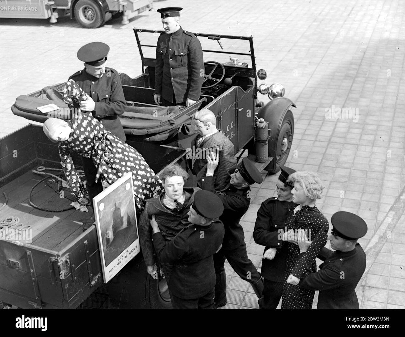 Demonstration Der Notfeuerwehr. Hauptsitz Southwark. 1938 Stockfoto