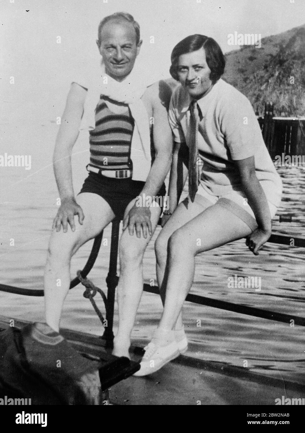 Filmschauspielerin erhalten 1 , 000 Verletzung der Versprechungen Schäden gegen Regisseur Ehemann von Sally Eilers . Schadenersatz von 5, 000 Dollar ( Â£ 1000 ) für Versprechenbruch wurden in Los Angeles gegen Herrn Harry Joe Brown , der Regisseur Ehemann von Sally Eilers , die Schauspielerin vergeben. Die Klägerin, Miss Marjorie Whitehis, eine Filmschauspielerin, die behauptete, 100, 000 Dollar (Â£ 20, 000) erklärte, dass Herr Brown zu ihr angetrieben, während er rasieren. Im Laufe ihrer Beweise, Miss Whitehis beschrieben Yacht-Parteien, Küsse und Bekenntnis der Zuneigung, und fügte hinzu, dass Herr Brown erzählte ihr den Grund für seine Stockfoto