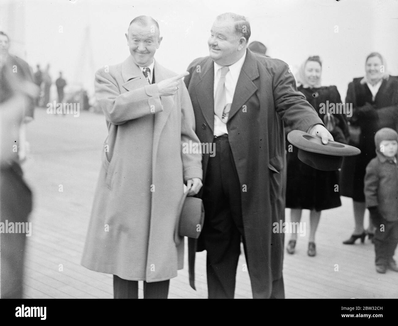 Laurel and hardy Fotos und Bildmaterial in hoher Auflösung Alamy