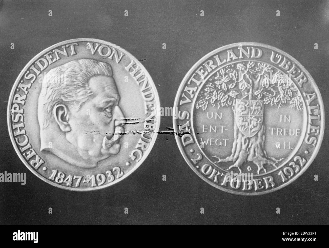 Medaille zu Ehren des 80. Geburtstages von Präsident Hindenburg. Oktober 1932 Stockfoto