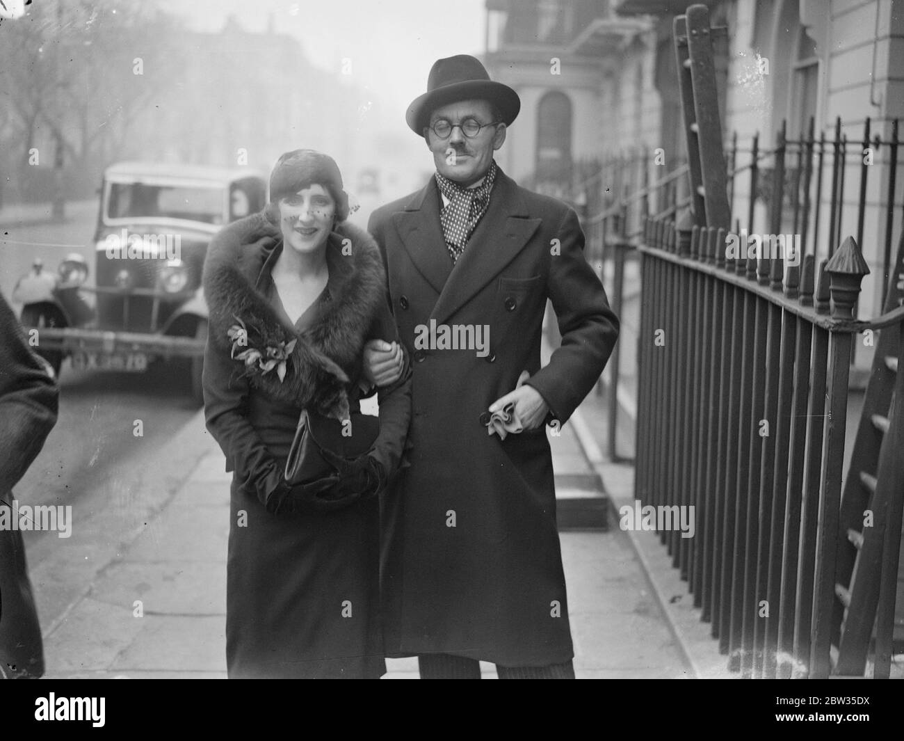 Lady Mary Crichton Stuart und Edward Alan Walker fotografierten erstmals gemeinsam, nach der Ankündigung ihres Engagements. 28 Februar 1933 Stockfoto