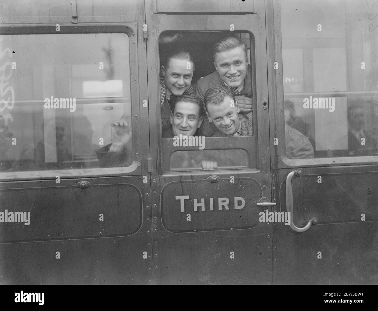 Speedway Fahrer verlassen nach Australien, um in Testspielen zu konkurrieren. 24. Oktober 1934 Stockfoto