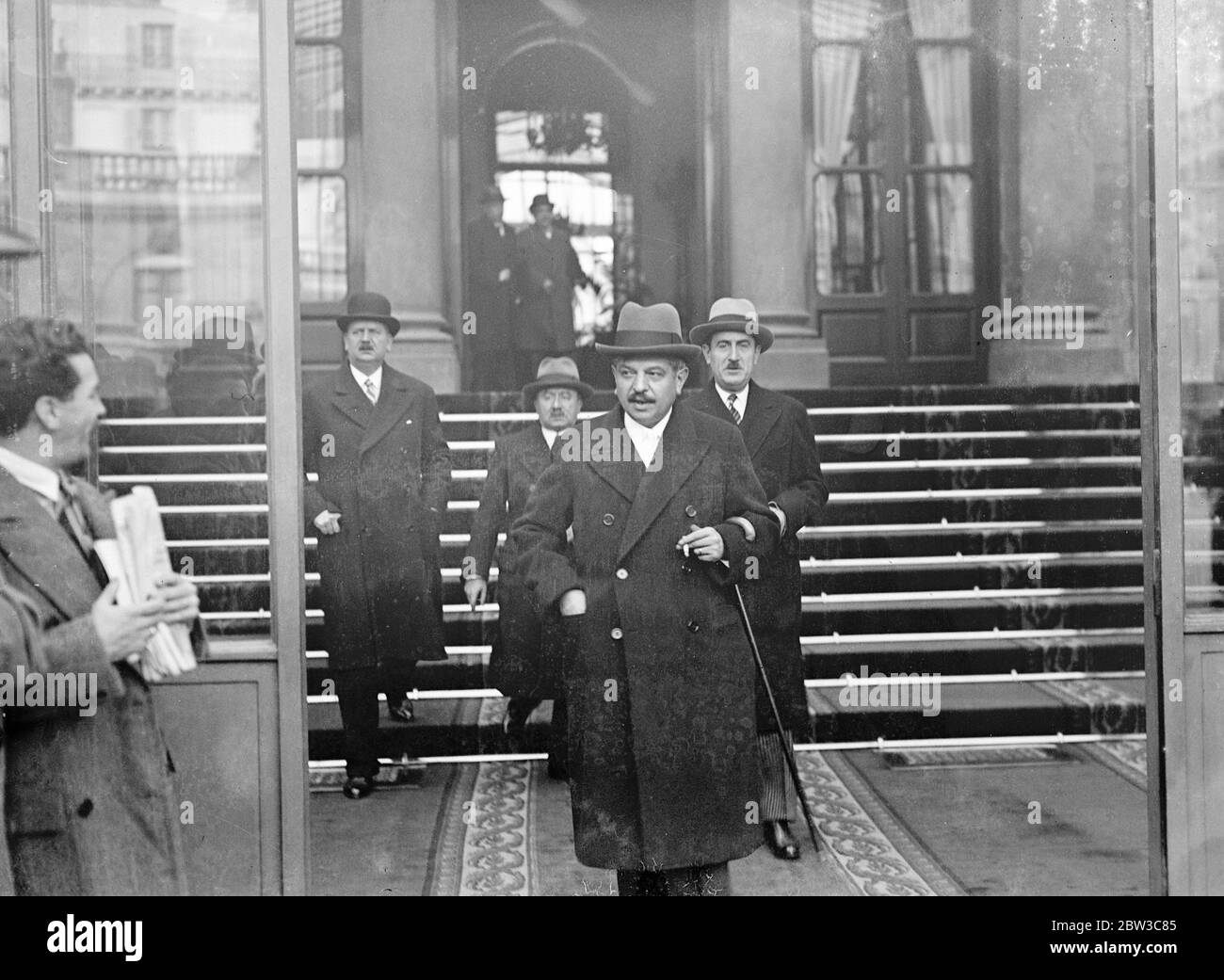 Politische Krise in Frankreich . Flandin wird Französisch Premier, nachdem Laval verweigert Büro. November 1934 Stockfoto