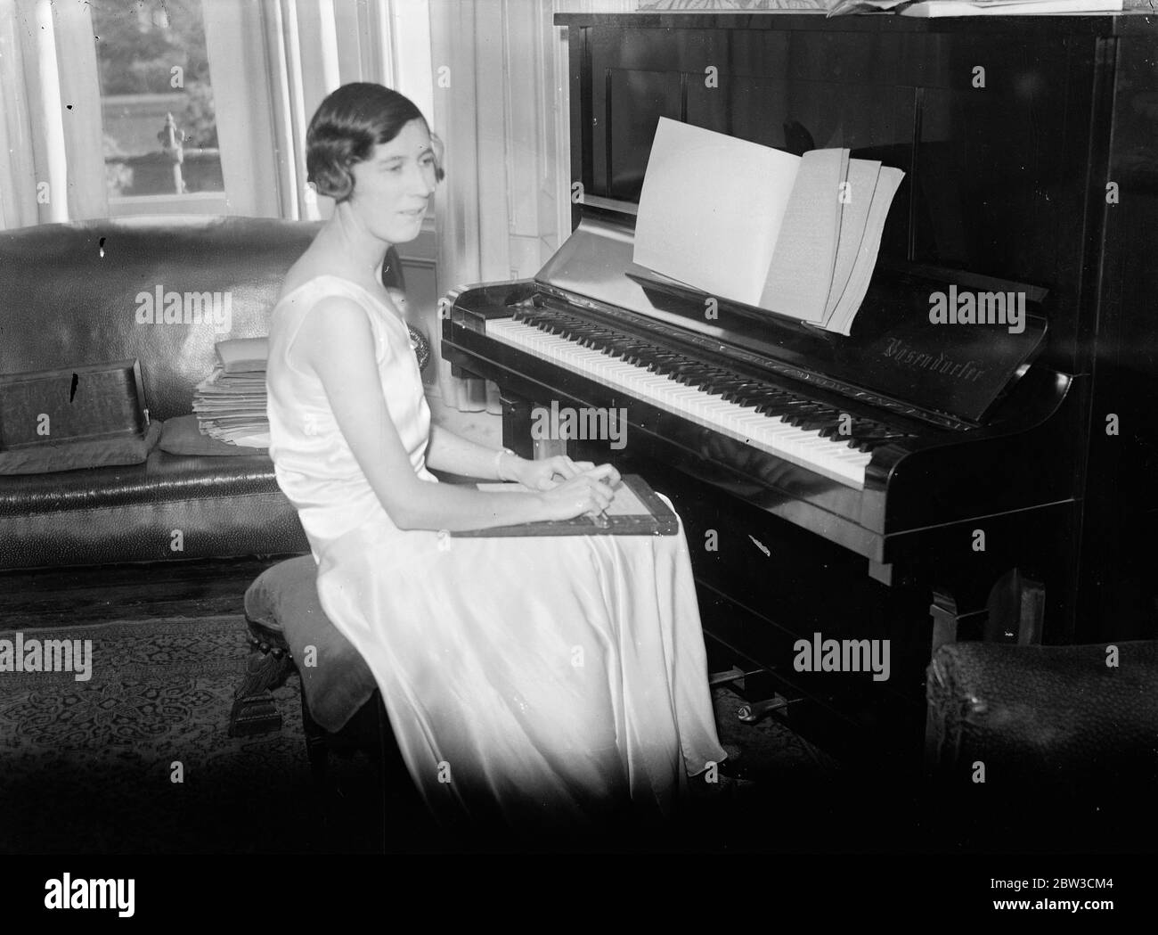 Miss May Sabeston, blinde Musikerin gewinnt R EINEN Musikpreis für Soprane. 26. November 1934 Stockfoto