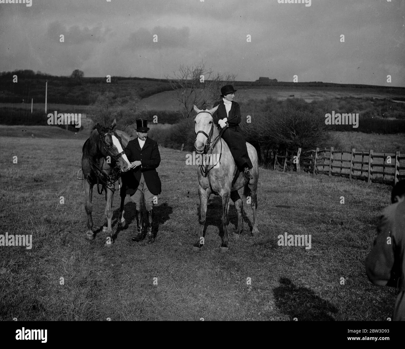 Duke und Herzogin von Gloucester jagen in East Carlton während ihrer Flitterwochen in Boughton Hall, Kettering, Northamptonshire. 13. November 1935 HRH Prinz Henry, Herzog von Gloucester und Lady Alice Montagu Douglas Scott Stockfoto