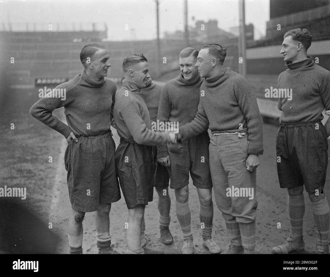 Schottischer internationaler Fußballspieler, Dr. James ' Jimmy ' Marshall, der Arsenal nach nur einer Saison für West Ham United verlässt. Februar 1935 Stockfoto