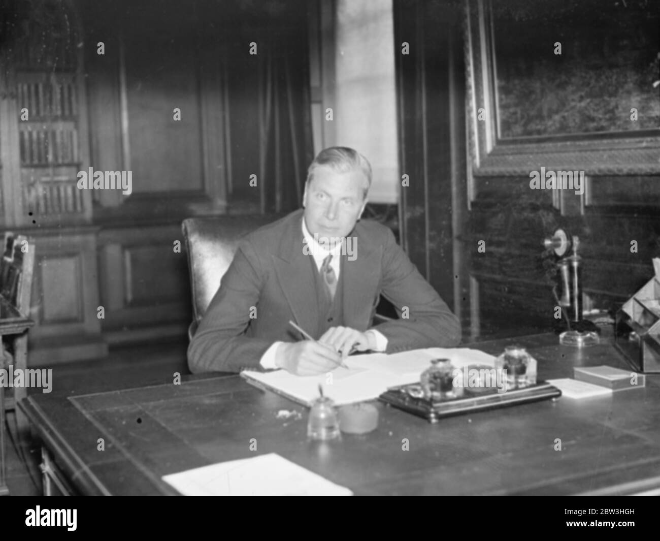 Oliver Stanley nimmt neue Aufgaben im Bildungsausschuss an. 20 Juni 1935 Stockfoto
