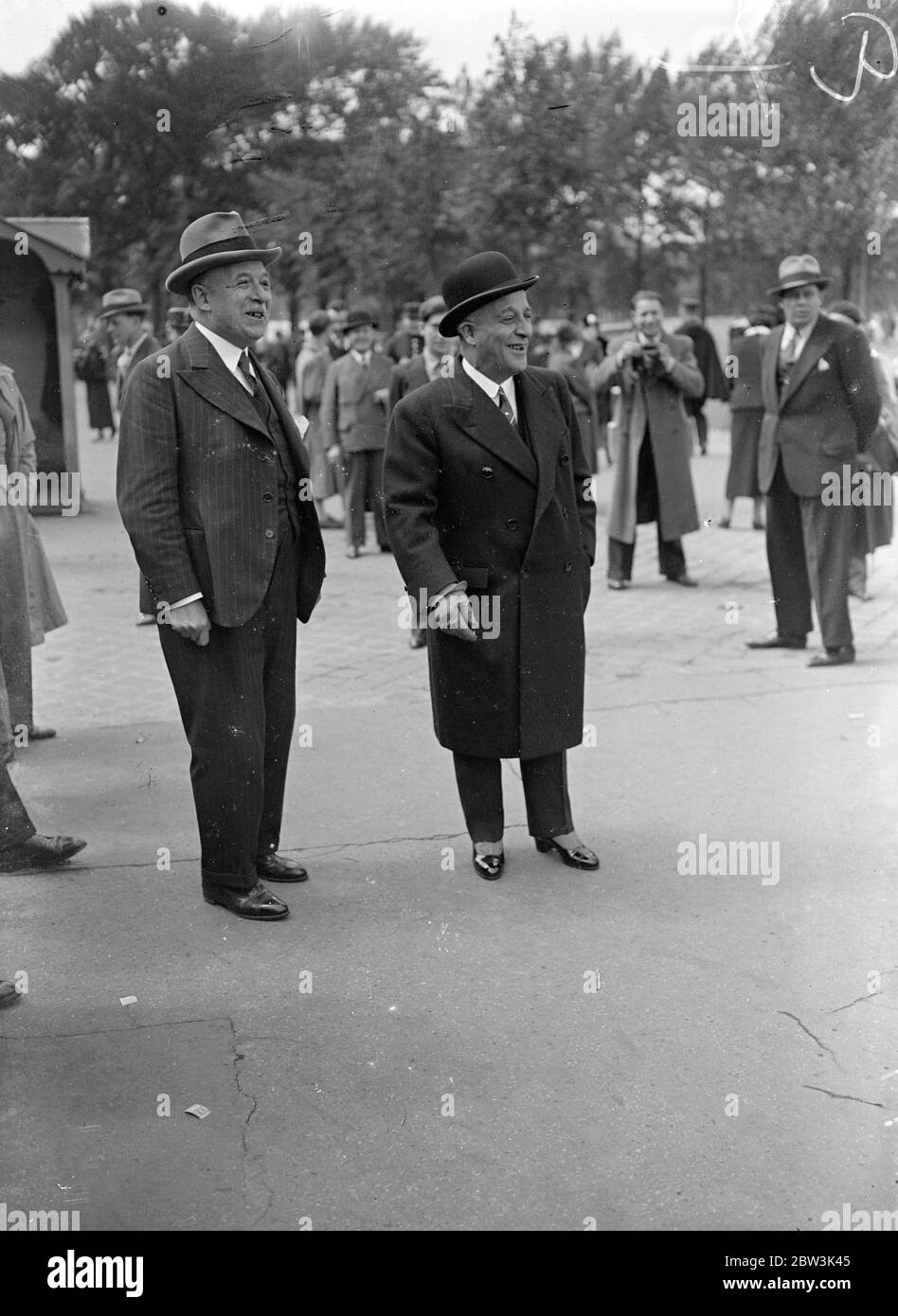 Jean Chiappe, Ex-Präfekt der Polizei von Paris, neu gewählten Vertreter aus Korsika, macht seinen ersten Eintritt in die Kammer als Stellvertreter. Juni 1936 Stockfoto