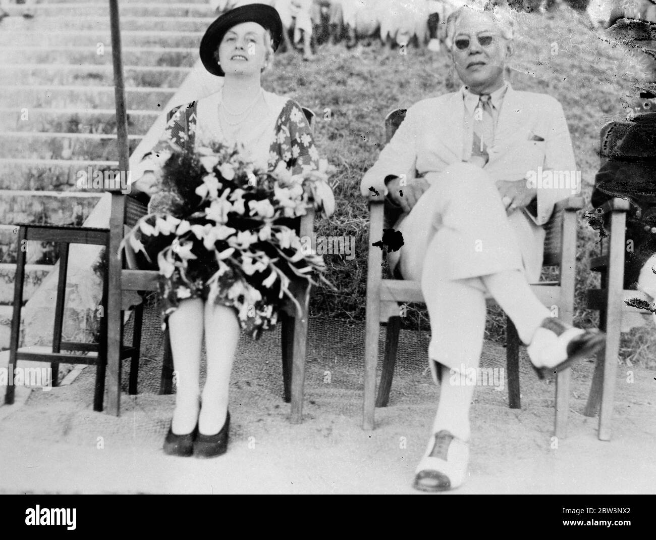 Sultan von Johore feiert 40 Jahre des Beitritts . Der Sultan und Sultana von Johore bei den Feierlichkeiten. 24. September 1935 Stockfoto