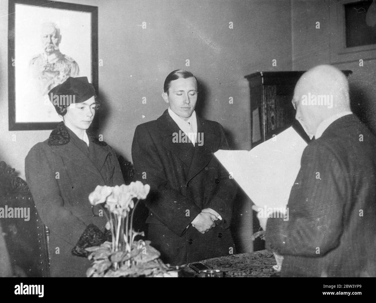 Hochzeit hermine von schoenaich carolath -Fotos und -Bildmaterial in hoher  Auflösung – Alamy