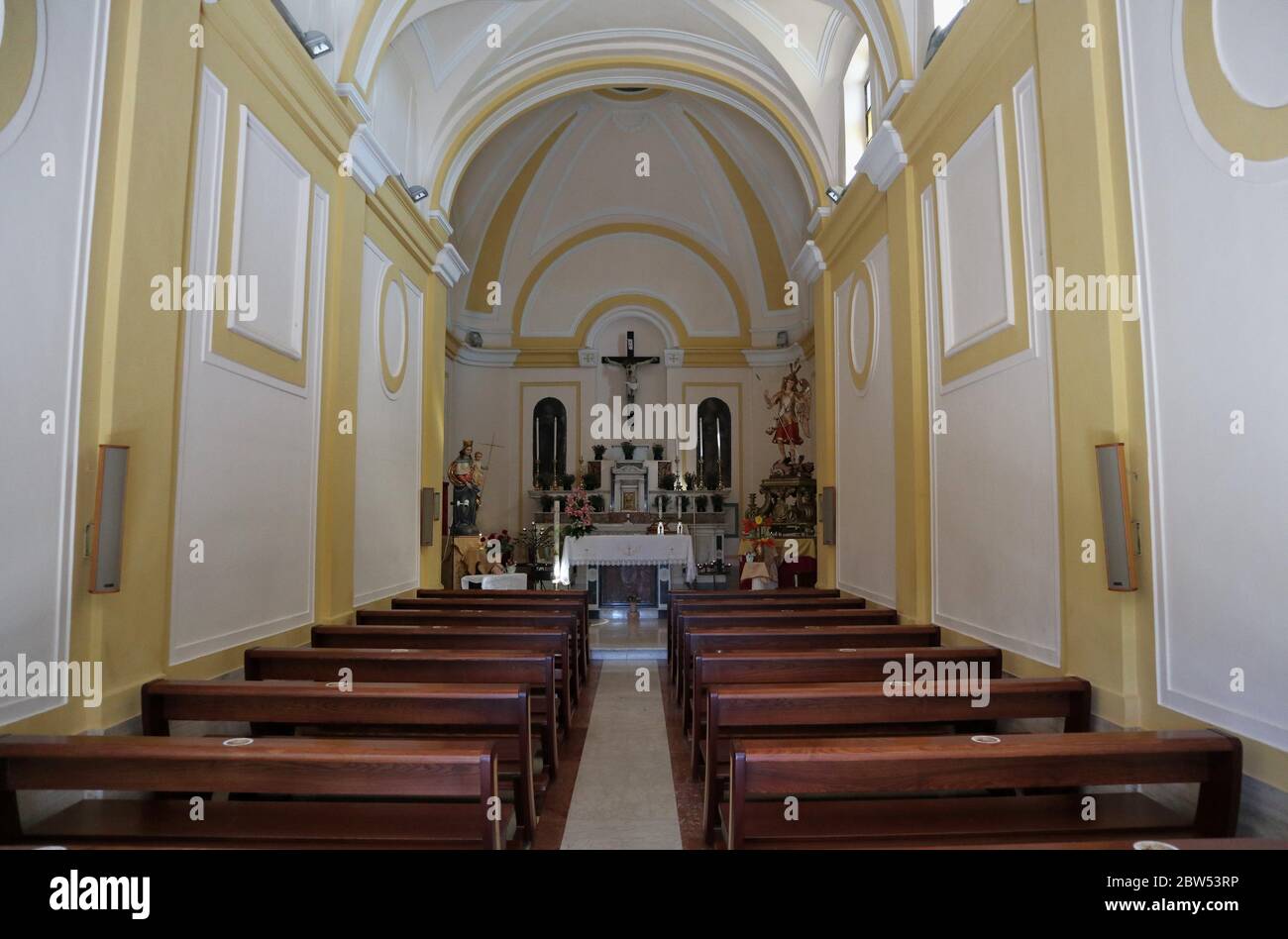 Maddaloni - Interno del Santuario di San Michele e Santa Maria del Monte Stockfoto