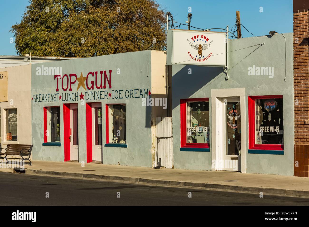 Top Gun Restaurant in Fallon, Nevada, USA [Keine Eigentumsfreigabe; nur für redaktionelle Lizenzierung verfügbar] Stockfoto