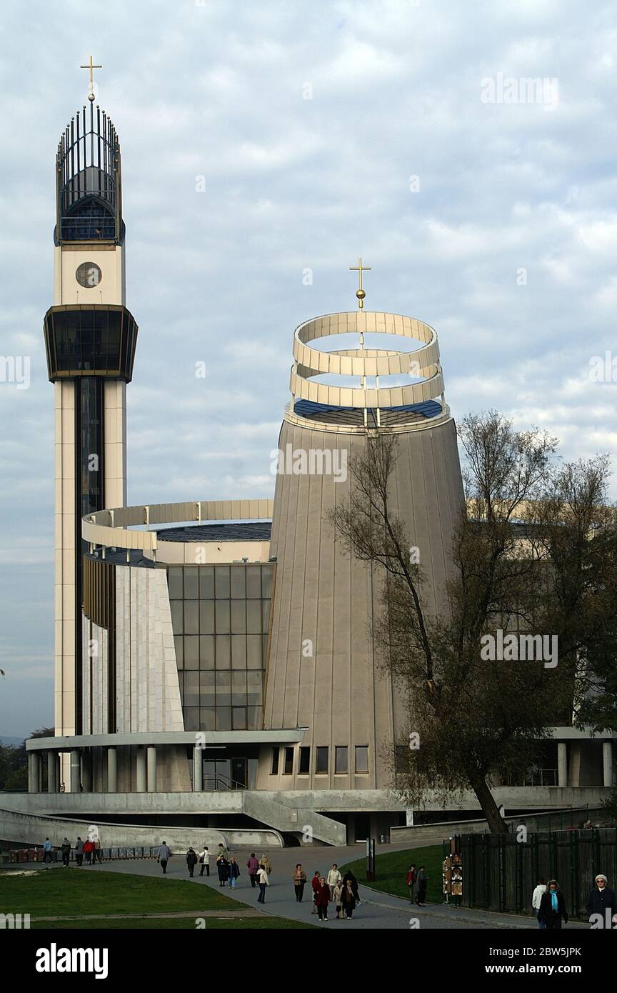 Łagiewniki Kraków Polen, Heiligtum der Göttlichen Barmherzigkeit, Hauptkirche. Krakau, Polen, Heiligtum der Barmherdigkeit Gottes, Hauptkirche. Miłosierdzia Bożego Stockfoto