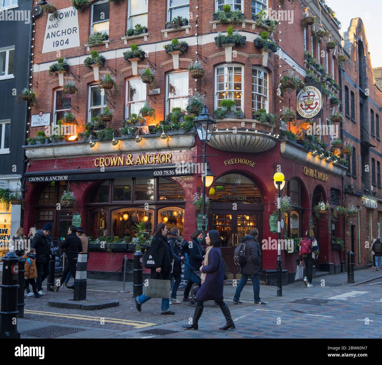 The Crown and Anchor Pub in Covent Garden. London Stockfoto