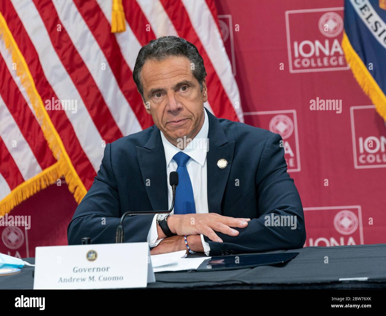 New Rochelle, Vereinigte Staaten Von Amerika. Mai 2020. Gouverneur Cuomo gibt eine Ankündigung und hält Briefing über COVID-19 Antwort am Iona College in New Rochelle (Foto: Lev Radin/Pacific Press/Sipa USA) Quelle: SIPA USA/Alamy Live News Stockfoto