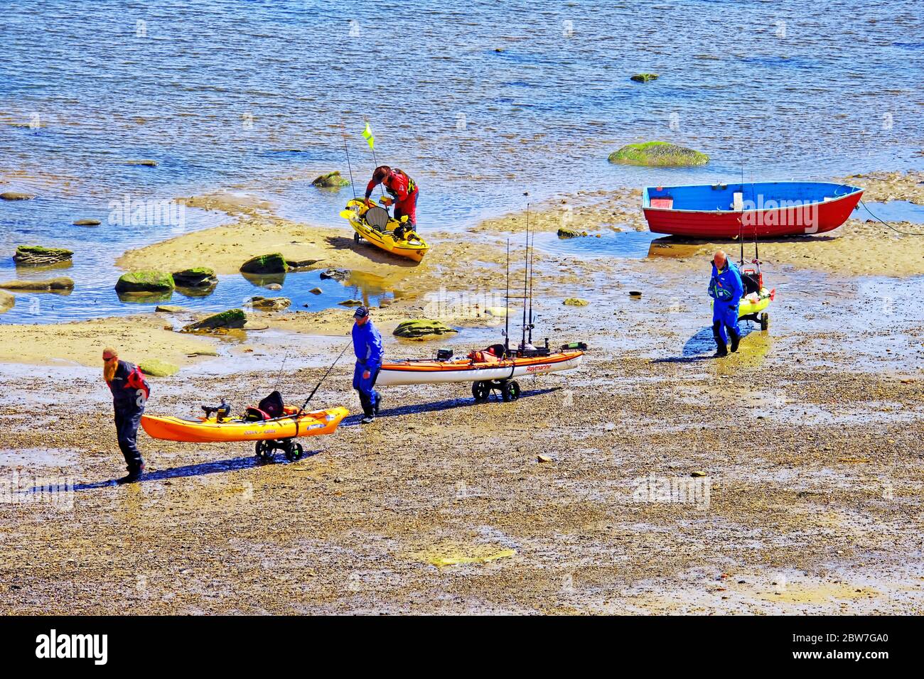 Ozean Kajak Fischer kommen an die Nordsee Stockfoto