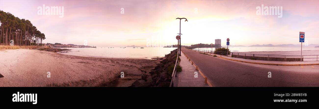 Panoramablick auf einen galicischen Strand, Vao Strand, in Vigo Stockfoto