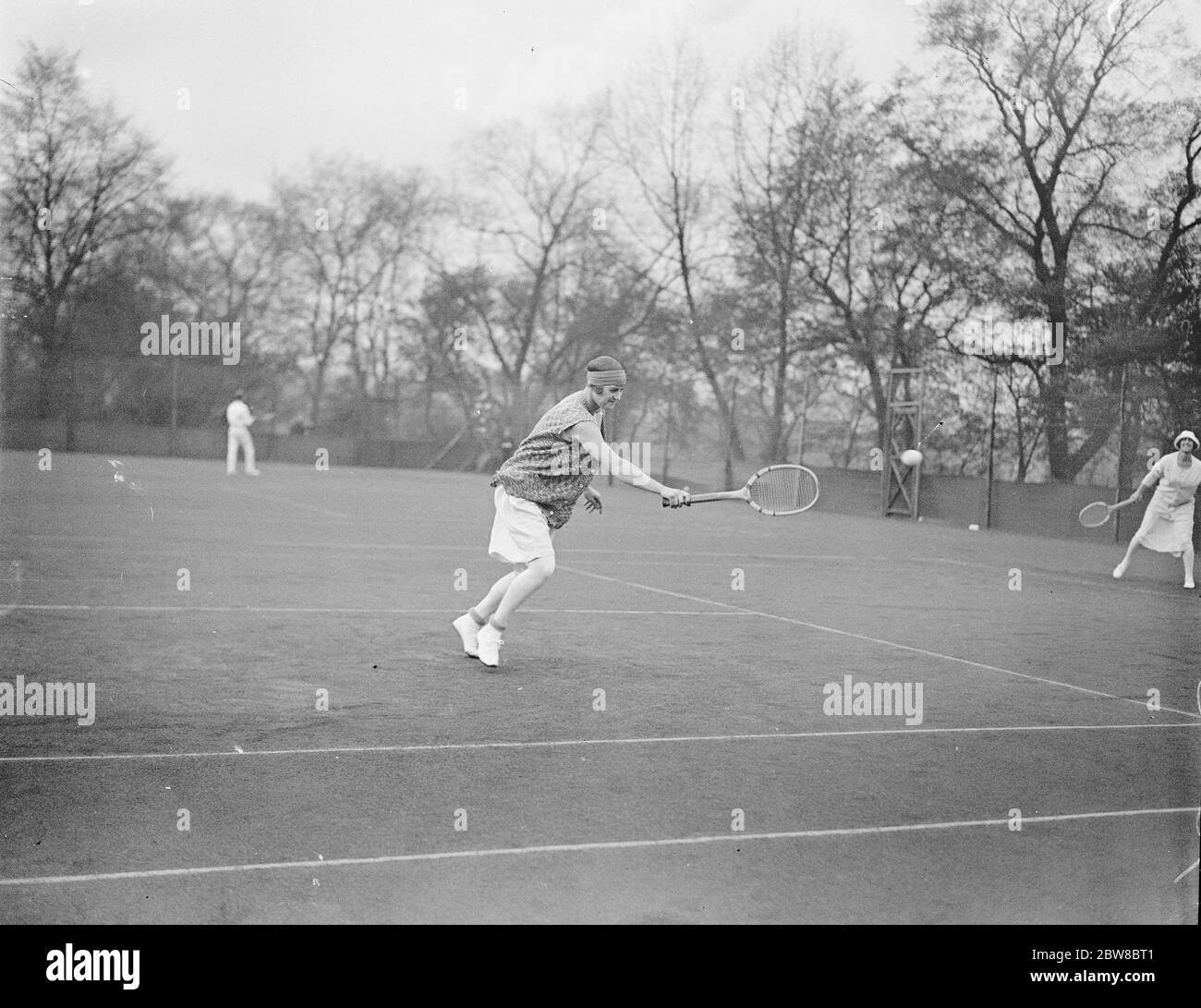 Royal Botanic Society ' s Tennisturnier Miss Eileen Bennett im Spiel 7 Mai 1925 Stockfoto