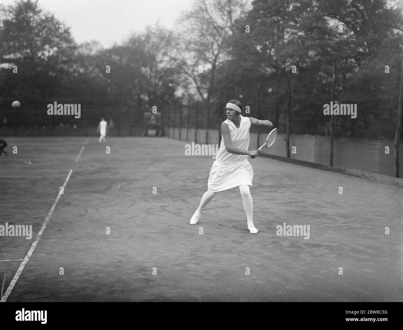 Royal Botanic Hard Court Turnier im Regent ' s Park . Miss Joan Fry. Mai 1927 Stockfoto