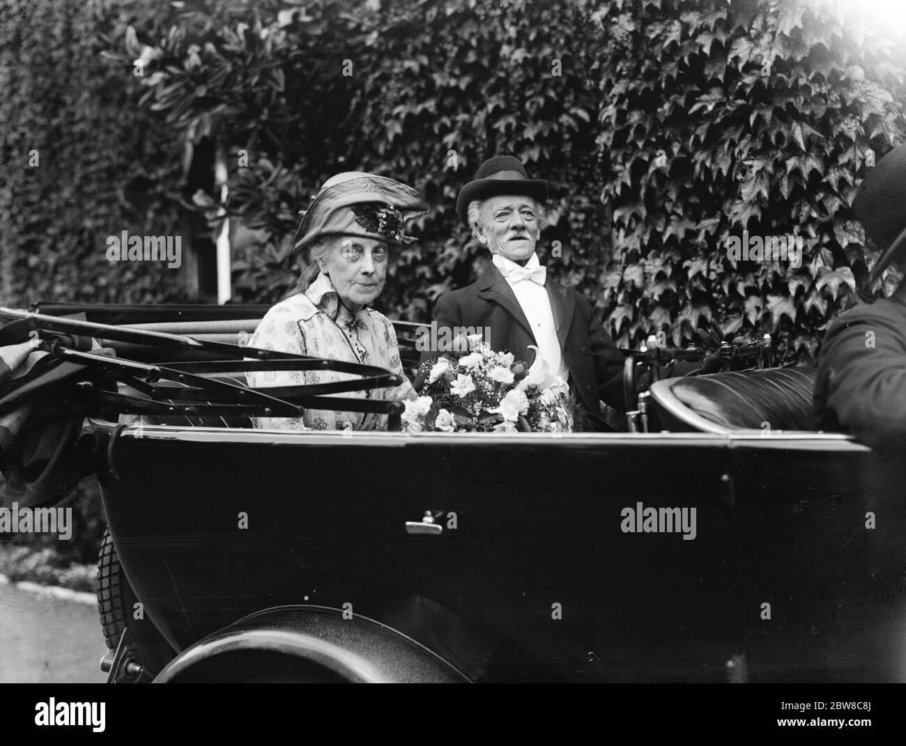 Goldene Hochzeit gefeiert von einer anderen Hochzeit. Herr J Tyson und seine Braut wurden wieder in St. James ' s Kirche, Twickenham verheiratet. Bis 12. August 1926 Stockfoto