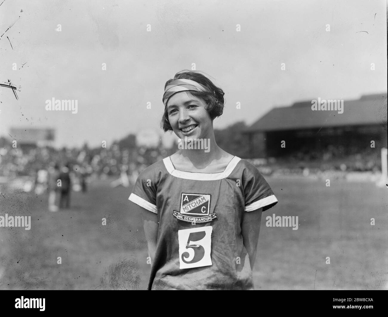 Sportfest der British Games in Stamford Bridge . Miss Gun , die den Weltrekord brach, indem sie einen Sprung von 18ft machte. August 1926 Stockfoto