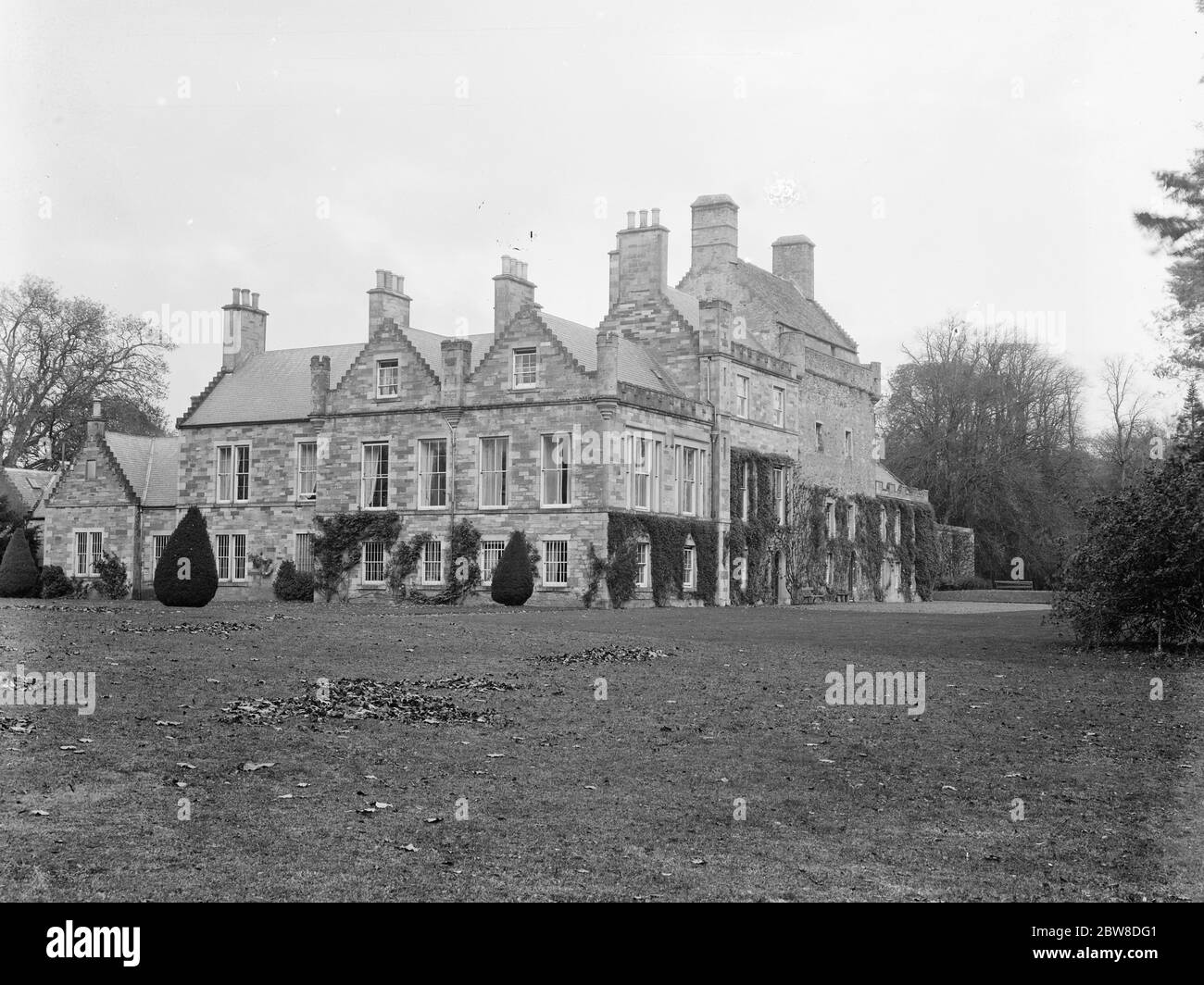 Bemersyde House in den Scottish Borders . Ein Geschenk an Feld - Marschall der 1. Earl Haig , Kommandeur der britischen Streitkräfte im Ersten Weltkrieg , von der britischen Regierung . Stockfoto Bemersyde House in den Scottish Borders . Ein Geschenk an Feld - Marschall der 1. Earl Haig , Kommandeur der britischen Streitkräfte im Ersten Weltkrieg , von der britischen Regierung . Stockfoto