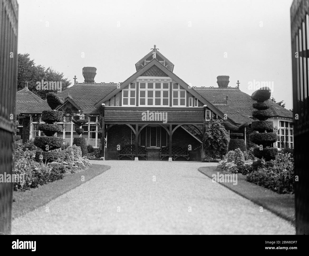 Der Eingang zur Dairy in Sandringham Gardens , Norfolk 22 August 1929 Stockfoto