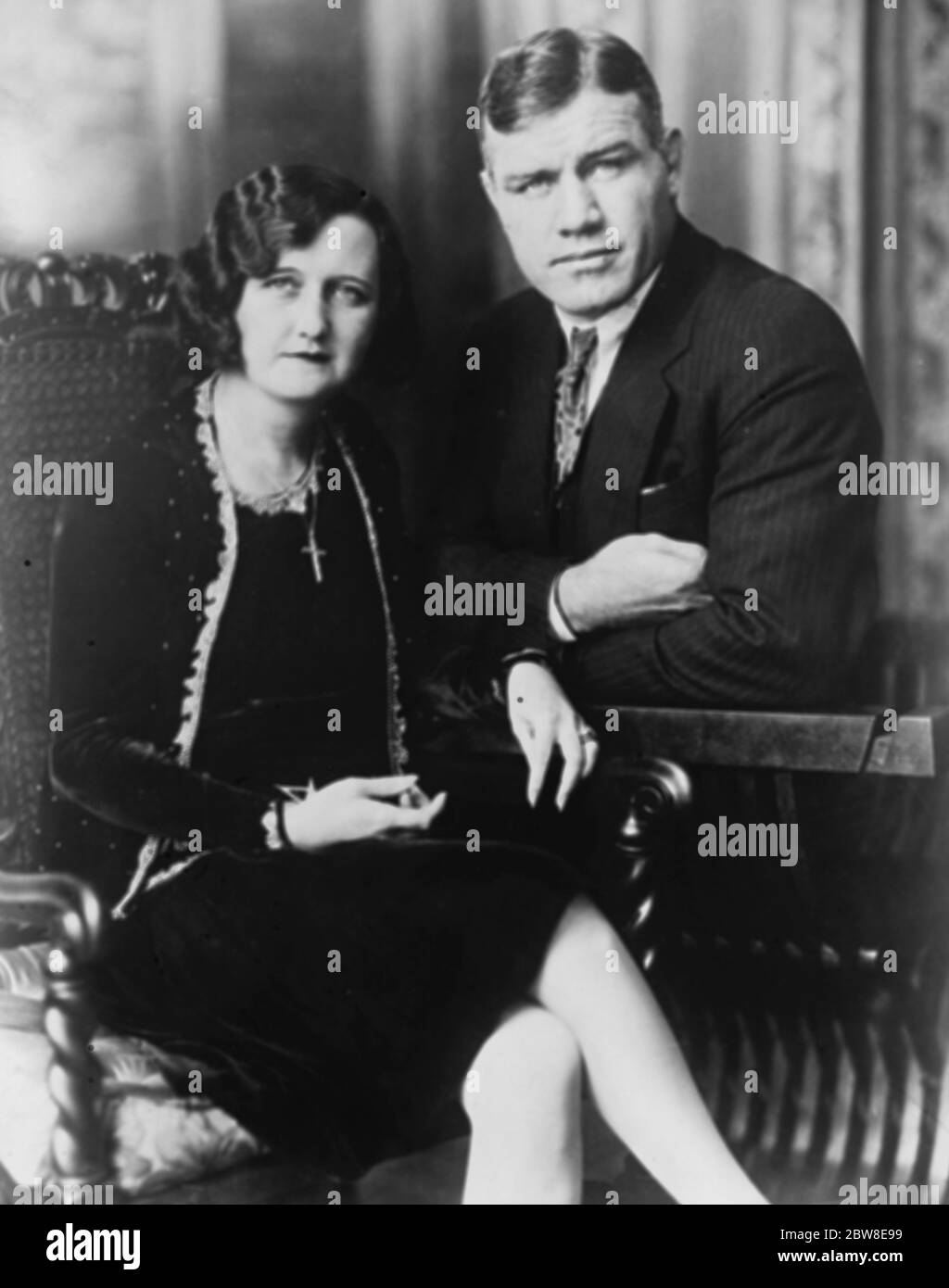 Tom Heeney mit seiner Braut. Er kehrt nach Amerika zurück, um den Titel zu erproben. 26. Oktober 1928 Stockfoto