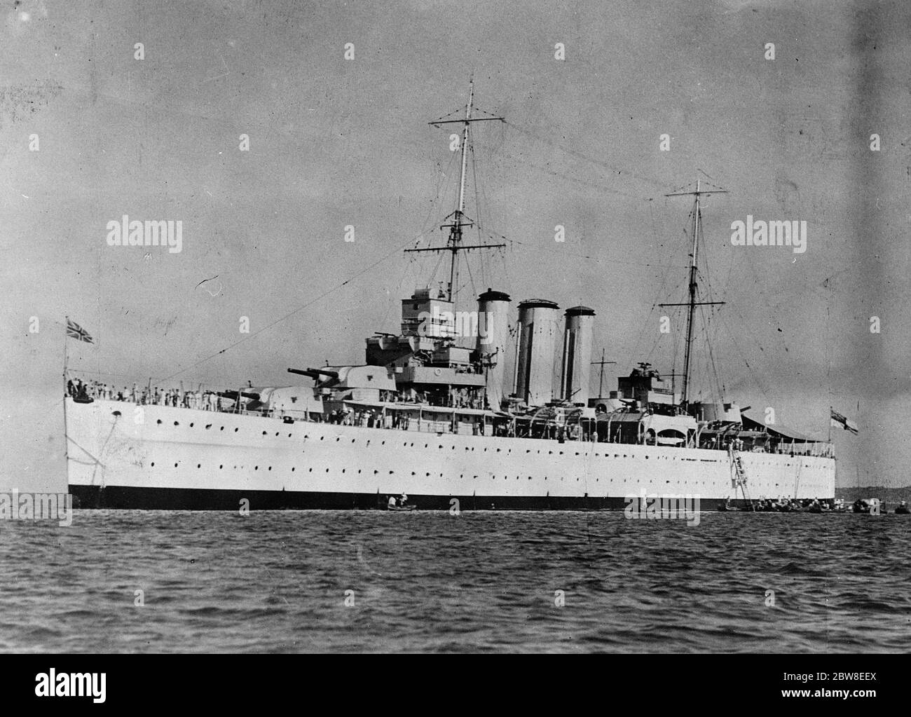 HMS Cornwall , Grafschaft Klasse schweren Kreuzer , vor Wei Hai Wei , China . 1928 Stockfoto