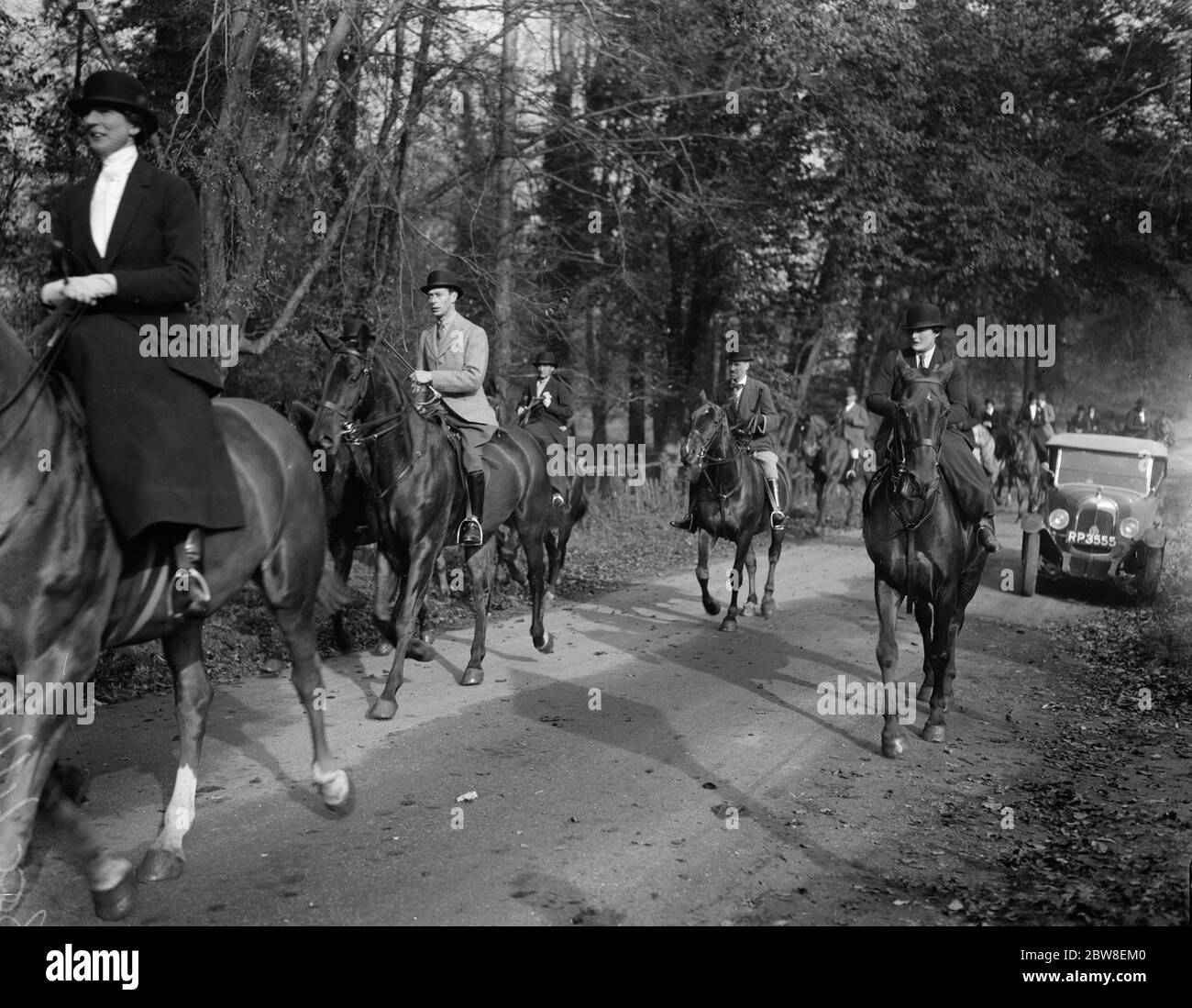 Der Herzog von York geht auf die Jagd. Treffen der Pytchley Jagd in Welton . November 1928 Stockfoto