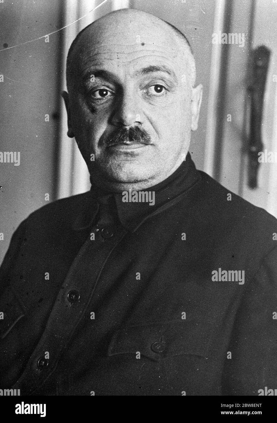 Eine neue Figur in der sowjetischen Politik. Genosse Roukhomovitch , der zum Volkskommissar für Straßen und Eisenbahnen gewählt wurde. 1931 Stockfoto