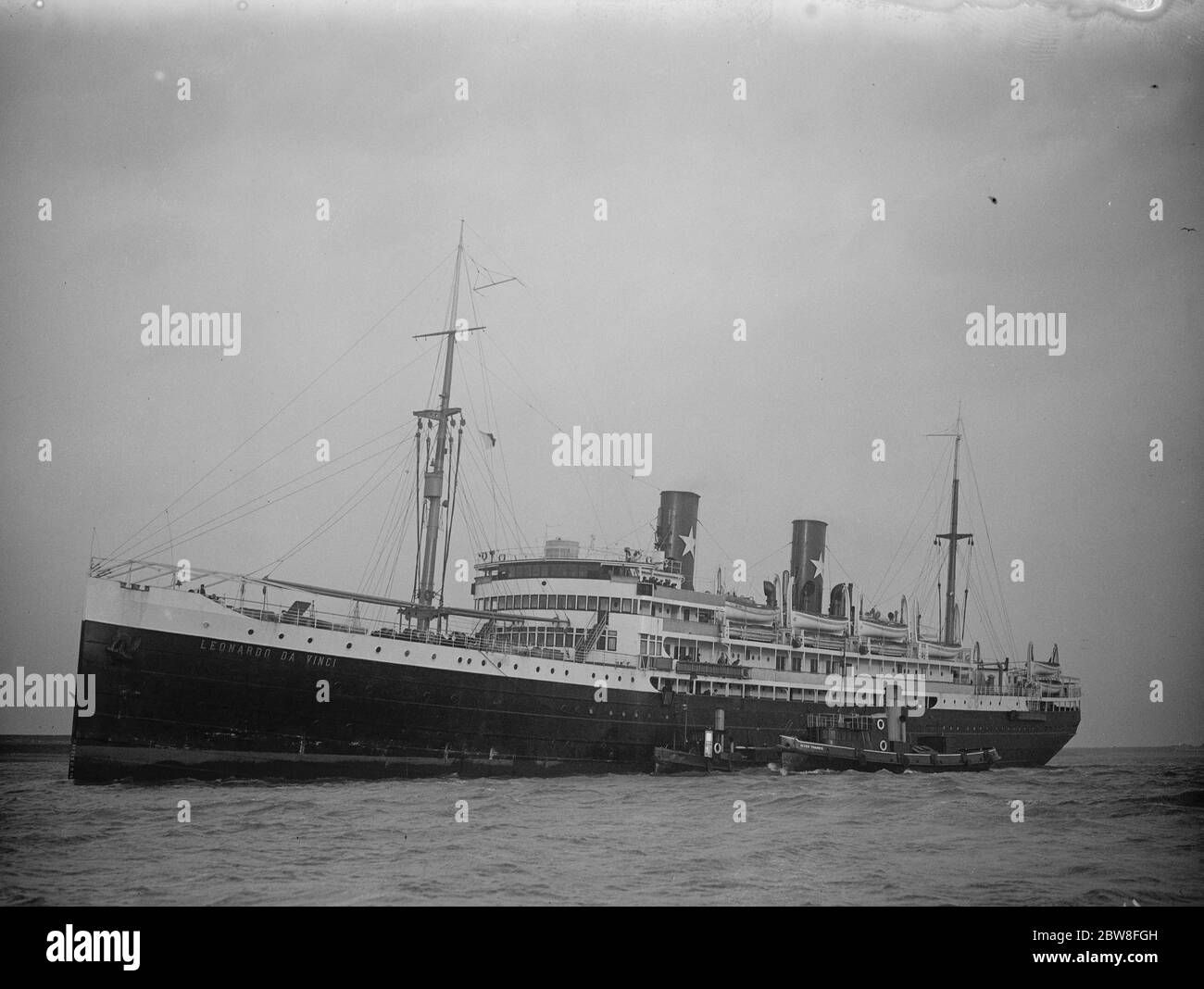 Nach dem Sturm . Italienisches Schatzschiff in der Themse . Das Leonardo da Vinci in Gravesend . 11 Dezember 1929 Stockfoto