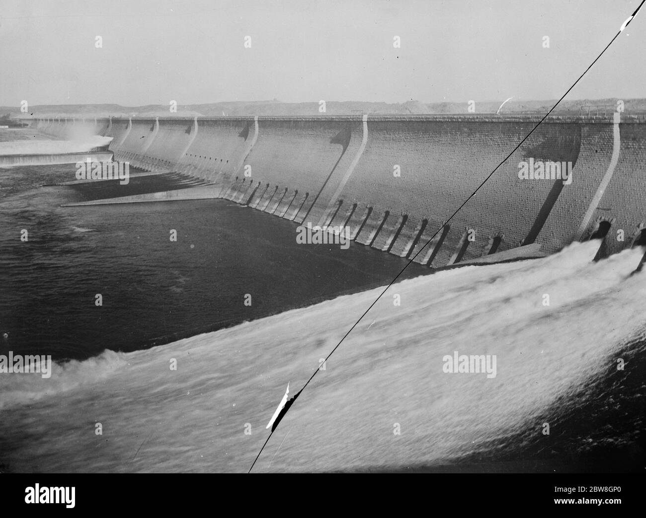 Assouan (Assuan), Ägypten. Neuestes Bild von großem Damm .( Aswan Niederer Damm ) 16. Januar 1929 Stockfoto