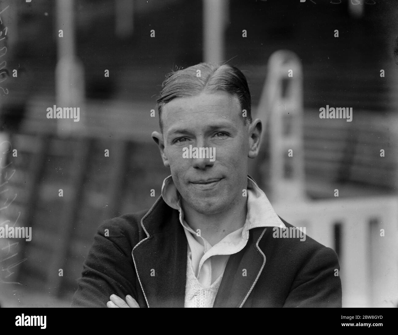 Surrey County Cricket Club Spieler. Whitfield . 22. April 1933 Stockfoto