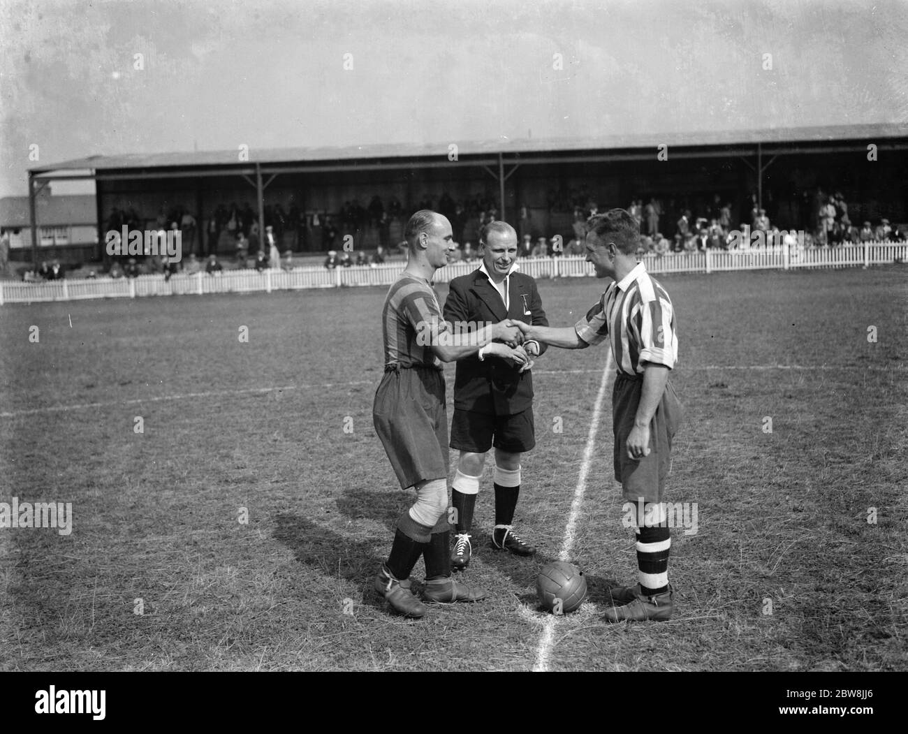 Dartford Reserves vs. Cray Wanderers - Kent League - 28/08/37 1937 Stockfoto