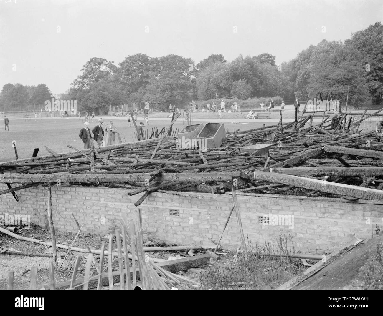 Die Trümmer des ausgebrannten Pavillons in Dartford . 1937 Stockfoto
