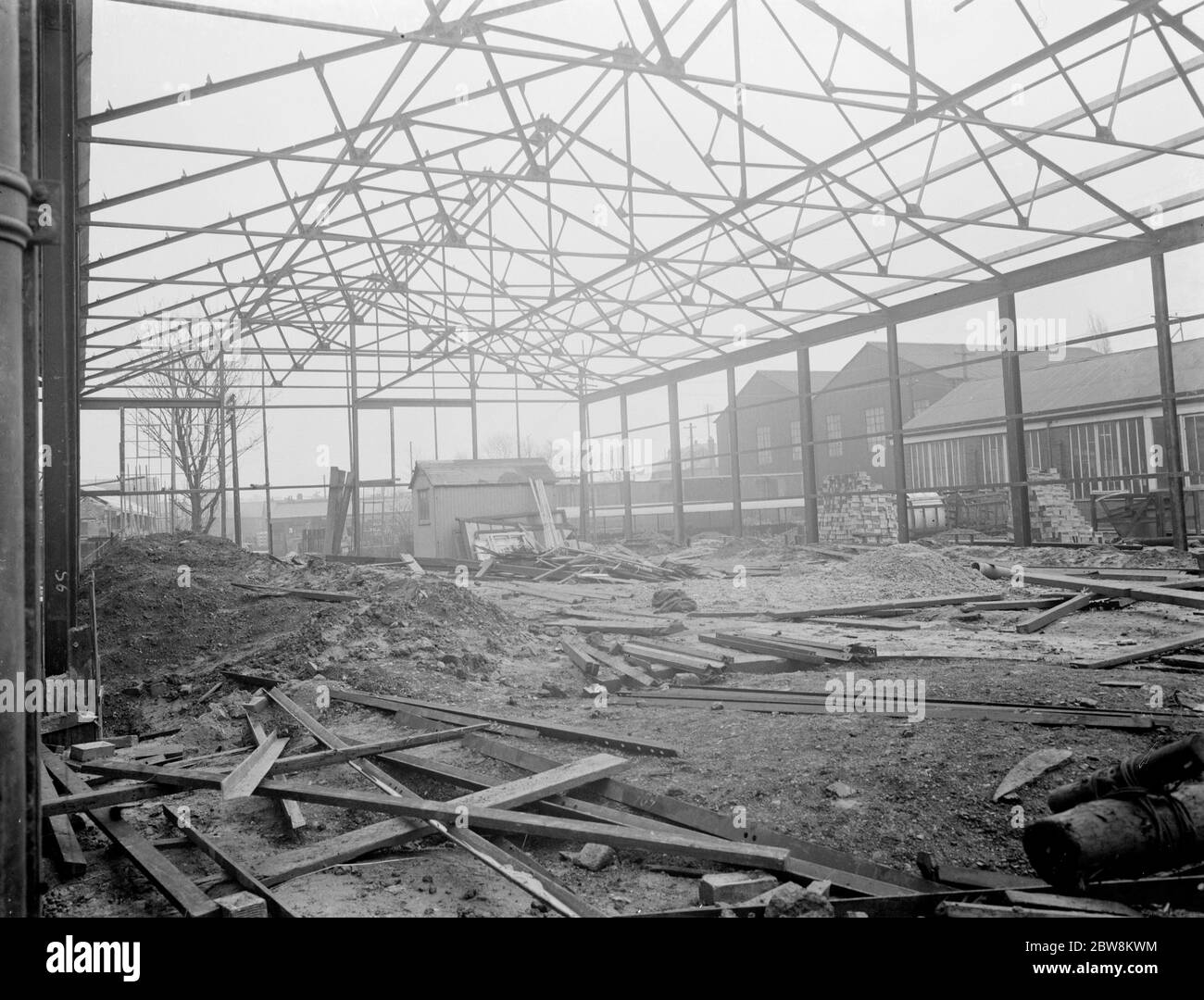 Gerüste für die neue Erweiterung in Chelmsford Fabrik in der Produktion für crompton Lampen zu helfen. 1938 Stockfoto