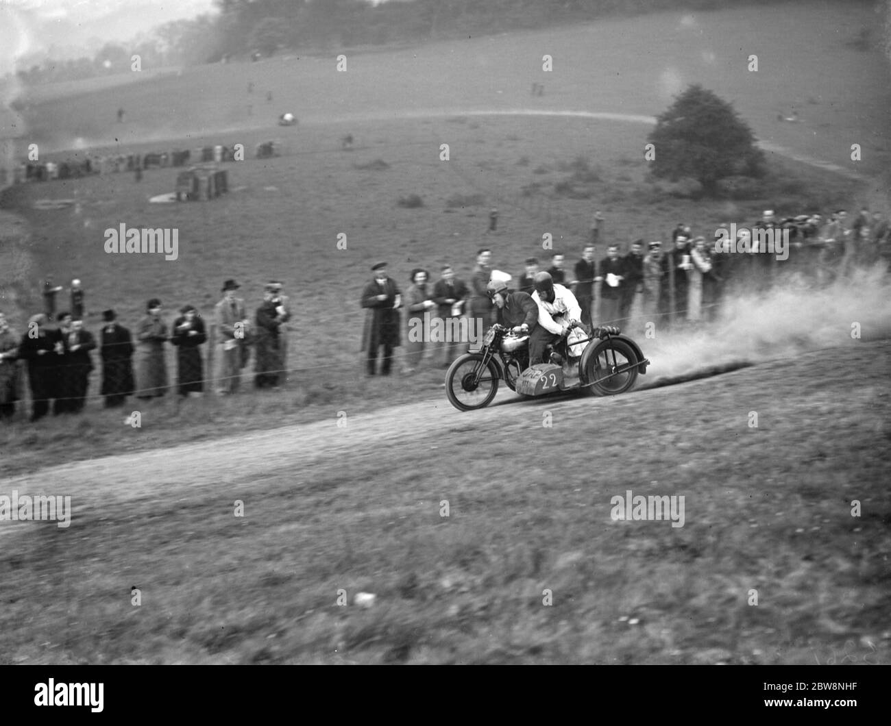 Speedway Beiwagen-Rennen auf Bigginhill. 1936 Stockfoto