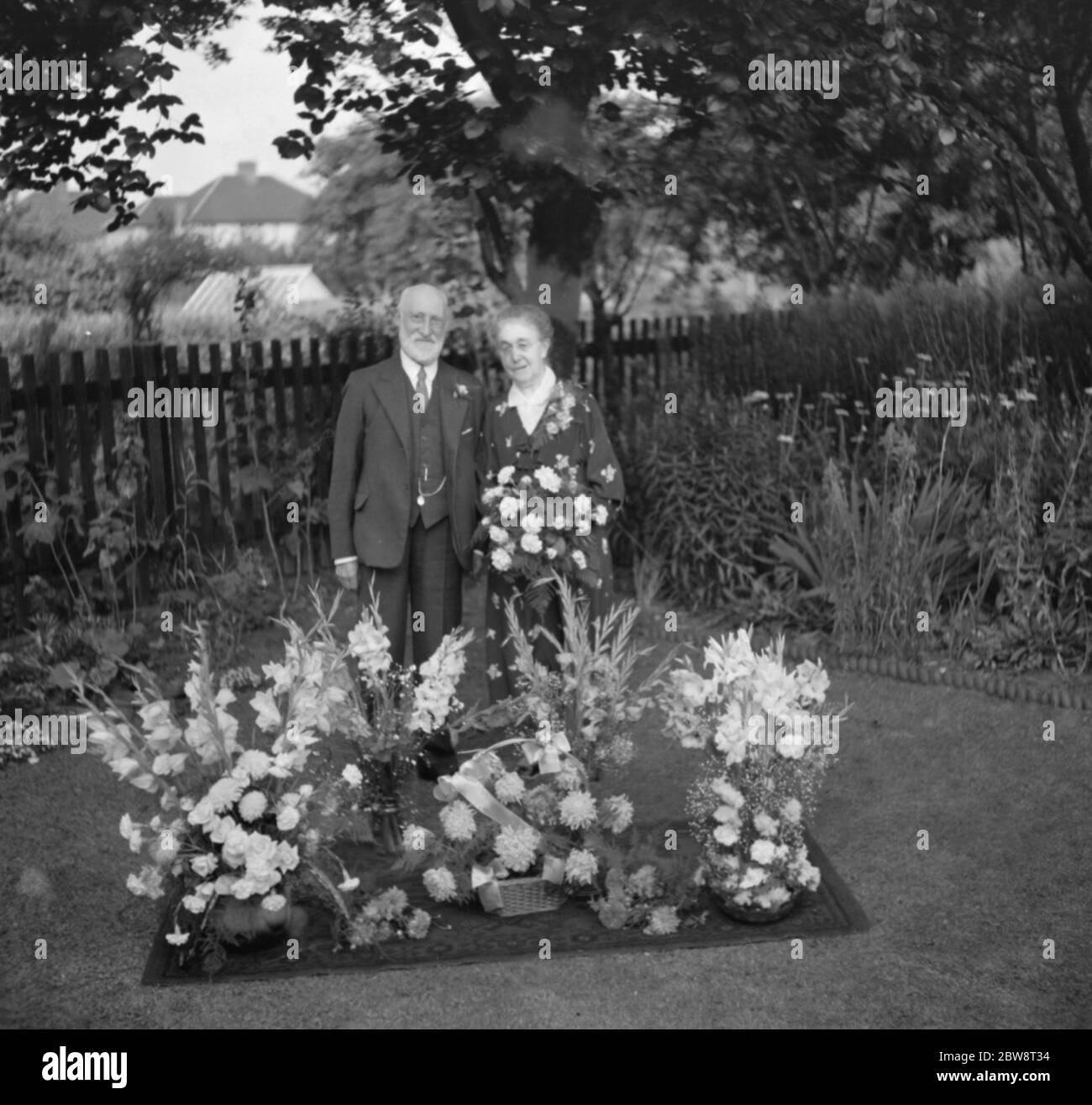 Herr und Frau Loosley zu ihrem goldenen Hochzeitstag. 1936 Stockfoto