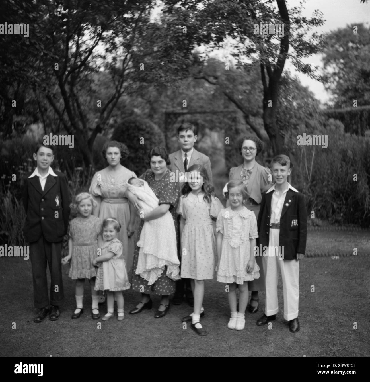 Die goldene Hochzeit von Herrn und Frau Loosley . Die Familie Gruppe . 1936 Stockfoto