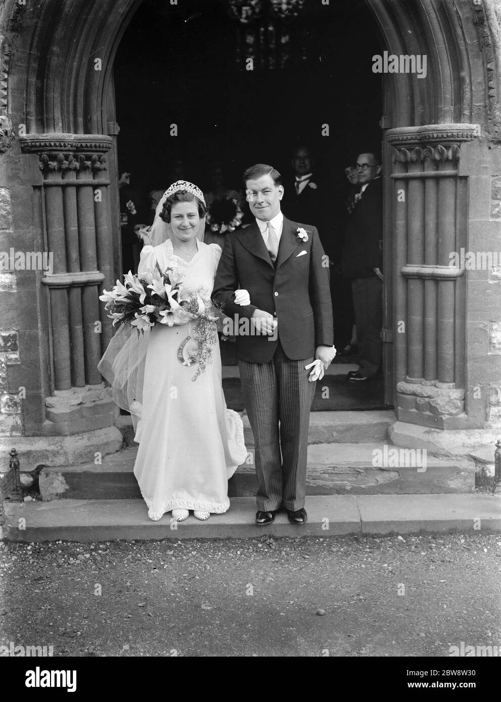 Die Hochzeit von John Hewitt und EINEM M Court . Die Braut und Bräutigam . 19. November 1938 Stockfoto