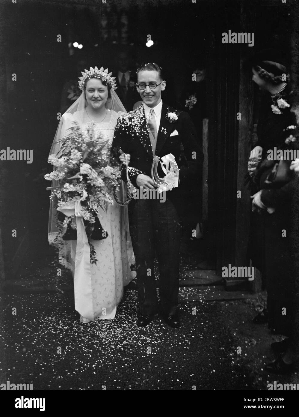 Die Hochzeit von Ronald Smallwood und Vera Mason. Die Braut und der Bräutigam. 10 Dezember 1936 Stockfoto