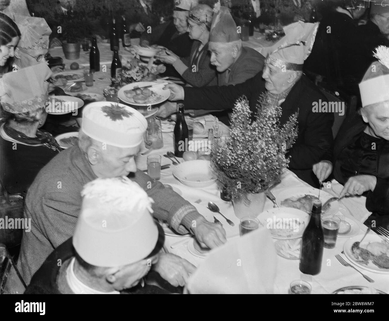 Old Folks Party, organisiert vom Rotary Club. 1937 Stockfoto