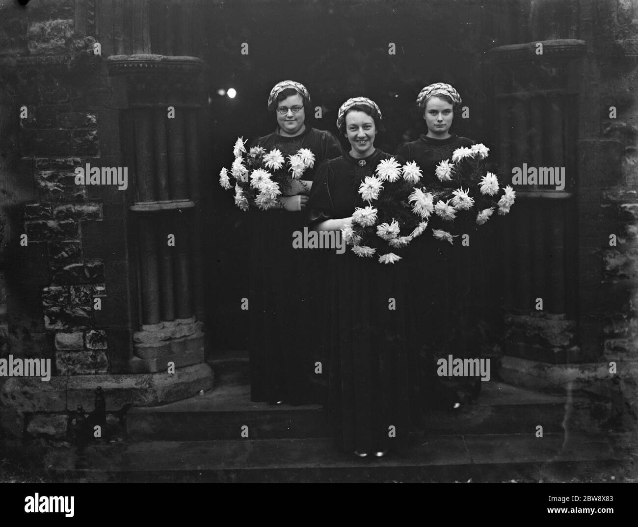 Die Hochzeit von Walker und Denness . Die Brautjungfern . 1936 Stockfoto