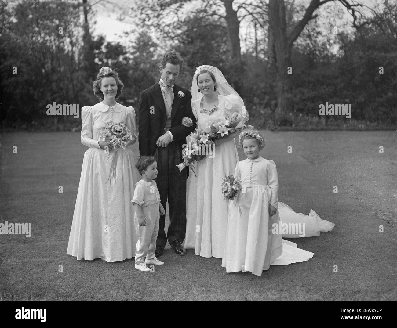 Die Hochzeit von J A Major und Miss C M Bell . Die Hochzeitsfeier . 29. April 1939 Stockfoto