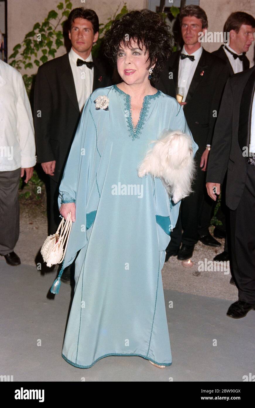 CANNES, FRANKREICH. Mai 1996: Schauspielerin Dame Elizabeth Taylor bei den 49. Filmfestspielen von Cannes. Foto © Paul Smith/Featureflash Stockfoto