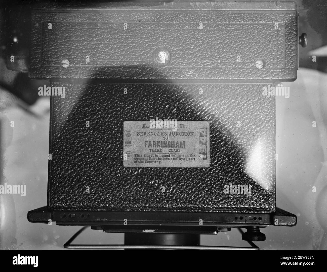Eine Sevenoaks Linie, dritte Klasse Zug Fahrkarte Maschine, der L G und D R Firma. 1936 . Stockfoto